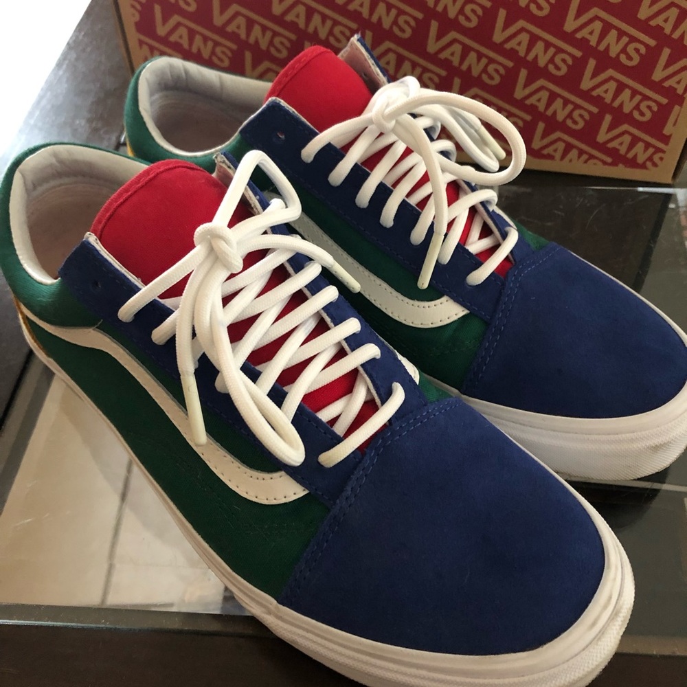 Old skool vans yacht club